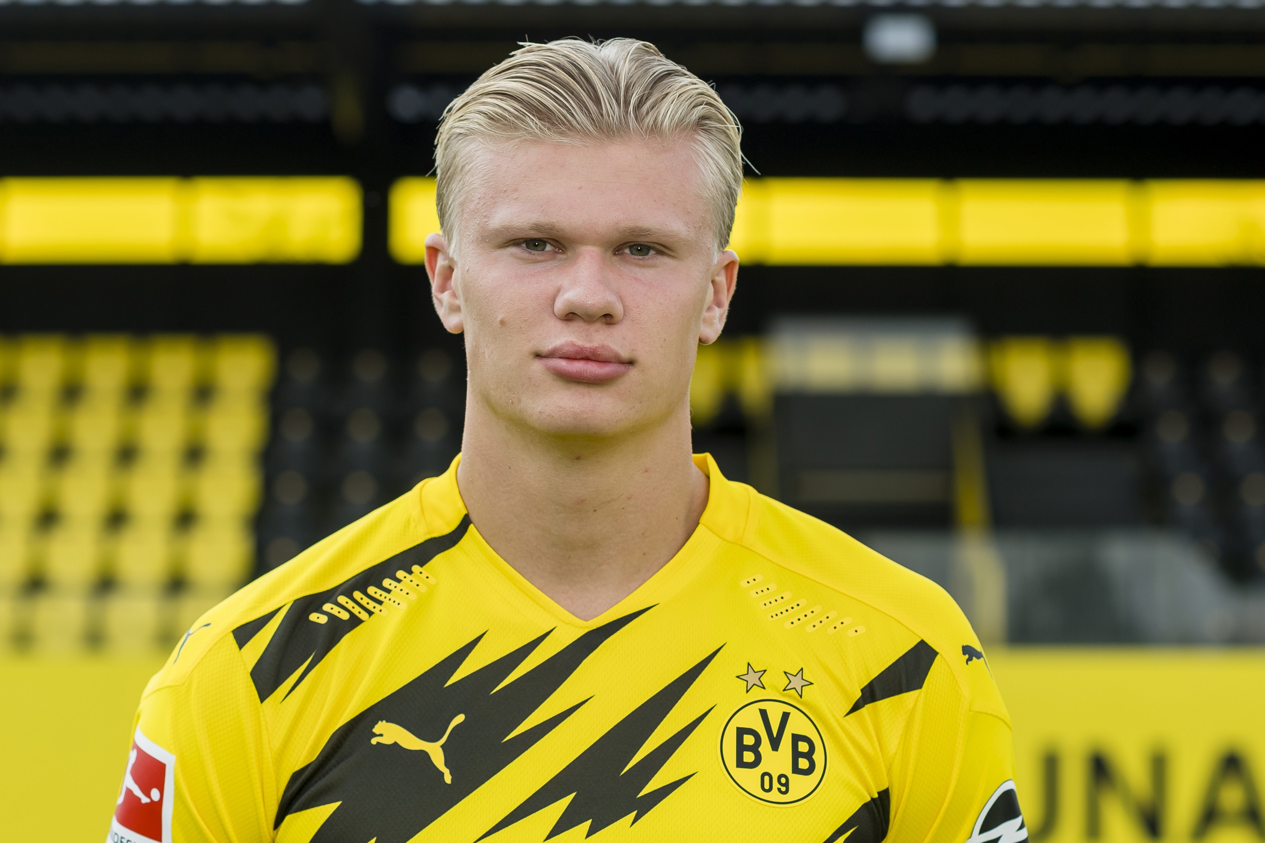 看足球学英语：孙兴慜深情告别热刺 —— 球队会有多想念他？（用足球学英语：孙兴慜深情道别热刺，球队将有多想念他？）