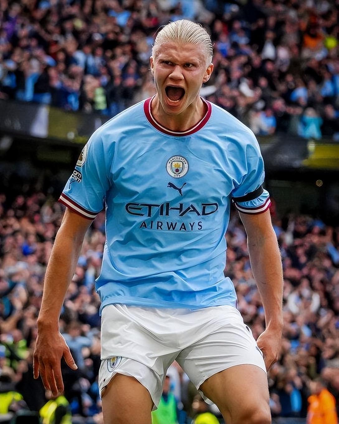 川超分区赛最佳阵出炉：南充门将成为票王，网红向男入选二阵（川超分区赛最佳阵公布：南充门将加冕票王，网红向男跻身二阵）