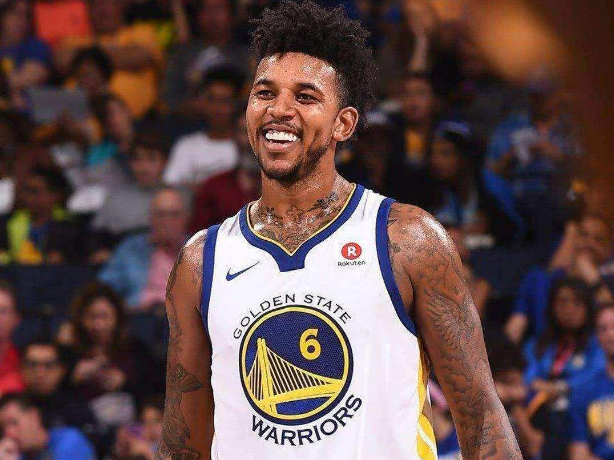 【头条】索菲·希纳斯赢得环球马术冠军赛布拉格季后赛1.50米级别比赛冠军（索菲·希纳斯问鼎环球马术冠军赛布拉格季后赛1.50米级别冠军）