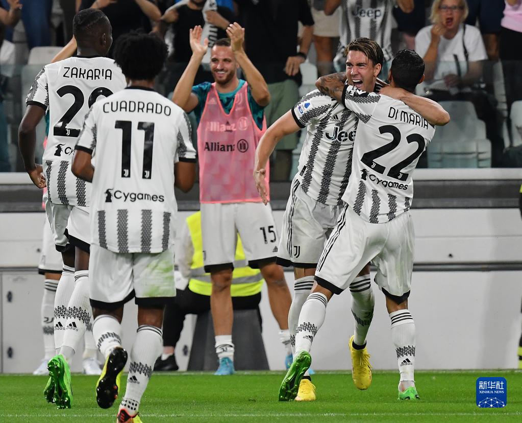 利物浦英联杯主场或轻取热刺 数据：至少赢2球（英联杯：利物浦主场有望轻取热刺，数据看至少两球优势）