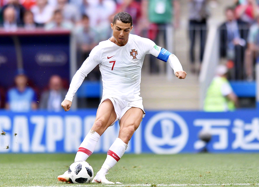 巴西甲半场：两队合计0射正，帕尔梅拉斯0-0维多利亚（巴甲半场战报：帕尔梅拉斯0-0维多利亚，双方合计零射正）