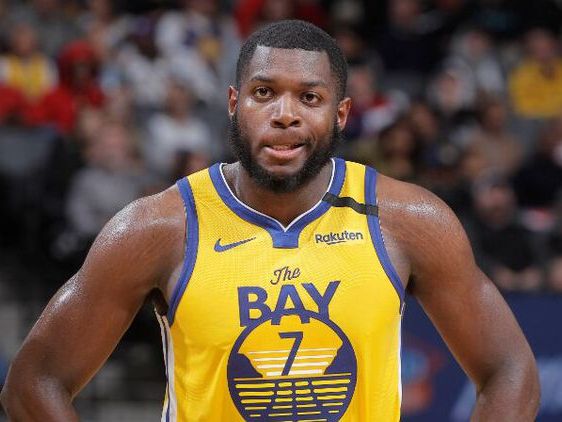 阿隆索：球员表现无可指责，我不关注未来，只关注下一场比赛（阿隆索：球员无可指摘，暂不谈未来，专注下一战）