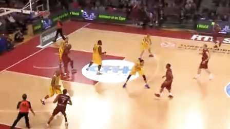 石川佳纯恨嫁宣言：很想三年内结婚 喜欢打高尔夫最近在学中国烹饪（石川佳纯谈近况：希望三年内结婚，热爱高尔夫，正学习中式烹饪）