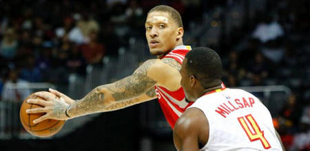 斯基拉：拉莫斯宣布他将离开蒙特雷，他希望重返欧洲踢球（斯基拉：拉莫斯确认离开蒙特雷，盼重返欧洲征战）