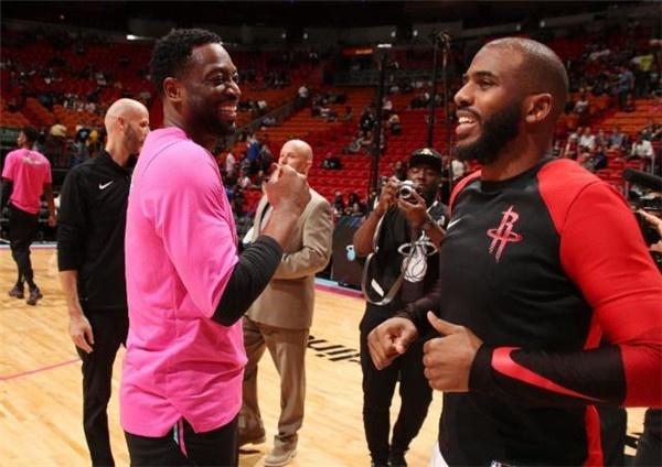 卡拉格：维尔茨倒地够不上点球，但国米球员拉拽球衣留下把柄（卡拉格称维尔茨倒地难判点，国米球员拽衣留下把柄）