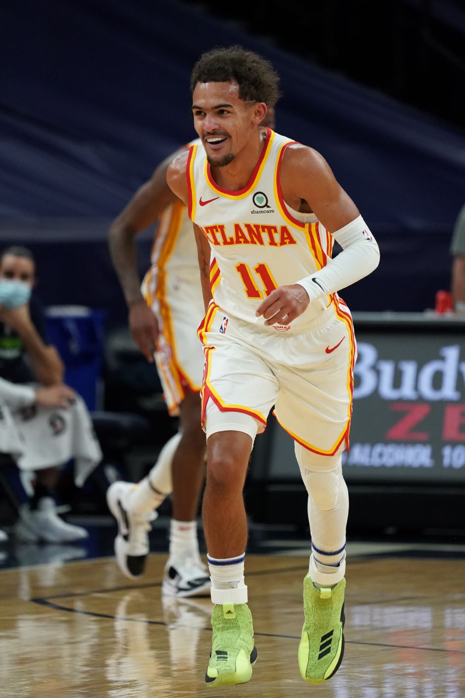 贝尔戈米盛赞法布雷加斯：他从不踢0-0的比赛，执教理念正确（贝尔戈米力挺法布雷加斯：拒绝0-0，执教思路正确）