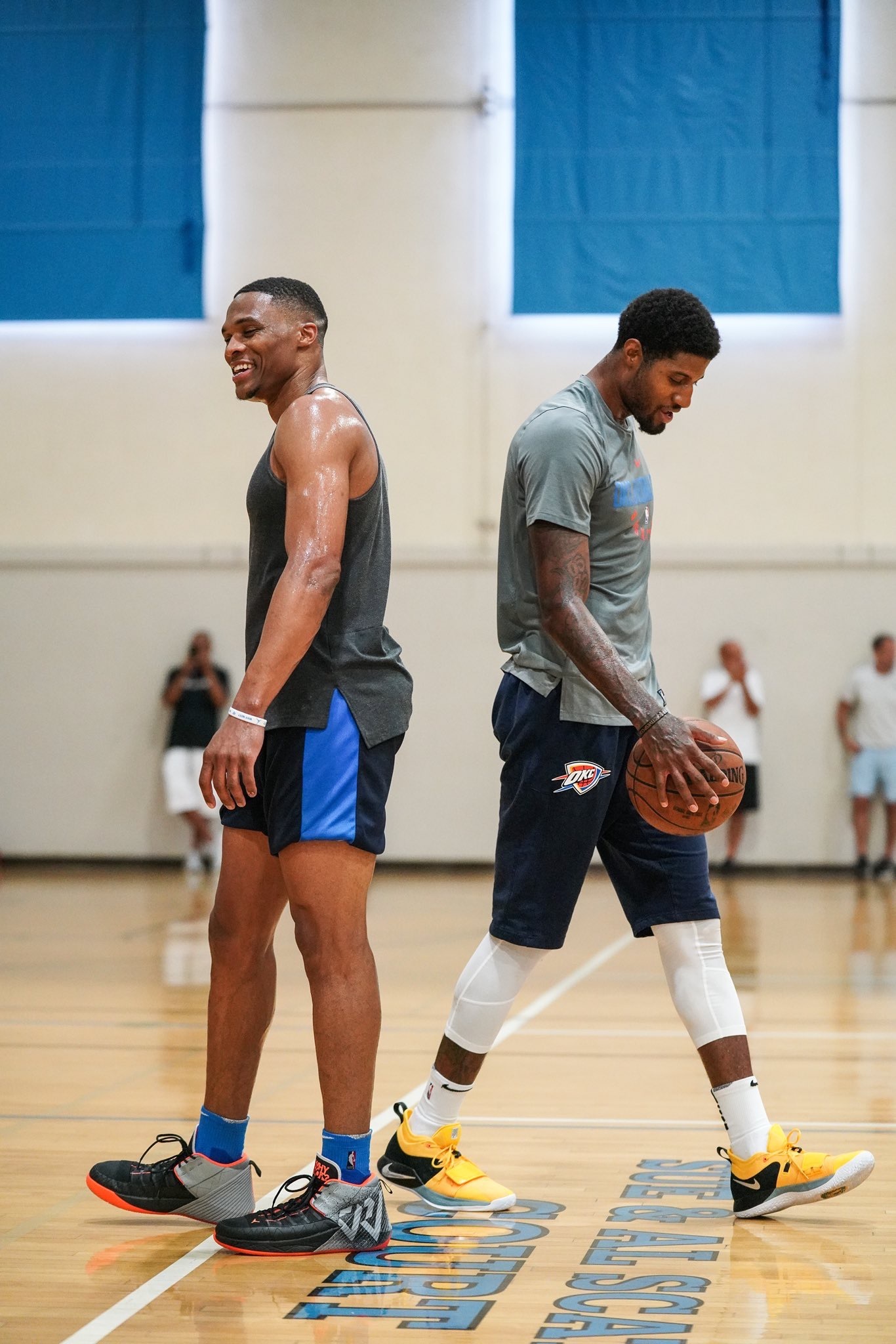 33岁埃里克森谈工资帽：收入丰厚是好事，但我踢球是因为热爱（33岁埃里克森谈工资帽：高薪固然可喜，我踢球只因热爱）