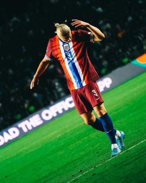 记者：因卡尔表现出色，拜仁高层希望更加依赖青训营年轻球员（记者：因卡尔惊艳发挥让拜仁高层更倚重青训新秀）