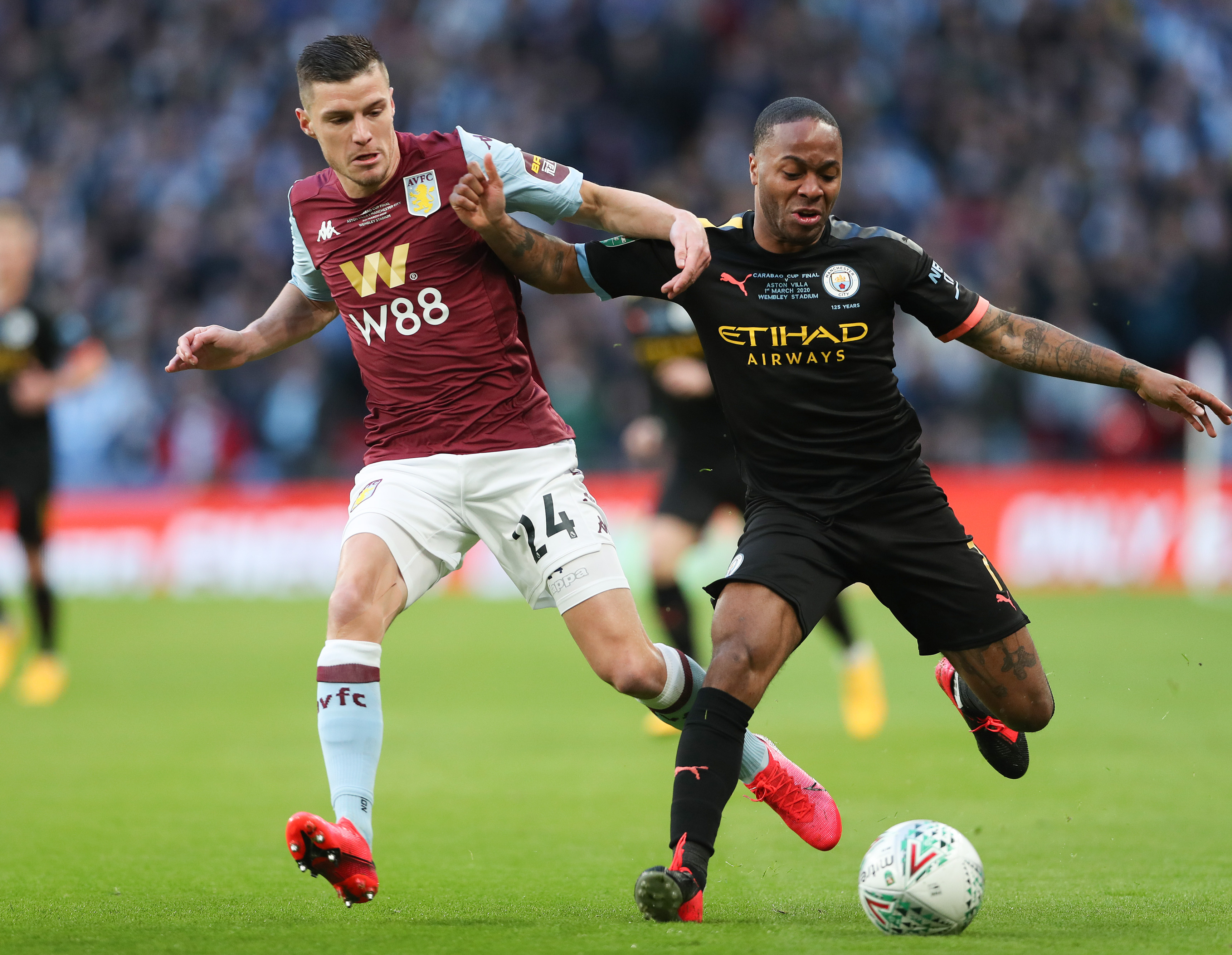 镜报：麦克托米奈上赛季意甲收官战亲签球衣成交价超2.4万欧（镜报：麦克托米奈意甲赛季收官战亲笔签名球衣拍卖价突破2.4万欧元）