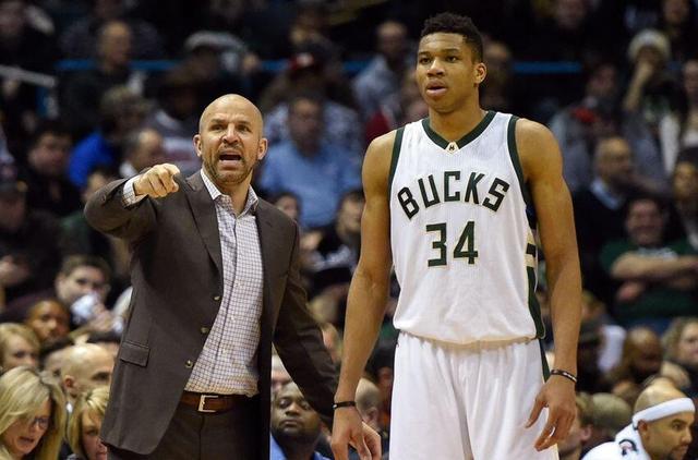 孔帕尼：我们已经给迪亚斯放假了，这样他能在精神上完全恢复（孔帕尼：已给迪亚斯放假，助其精神彻底恢复）