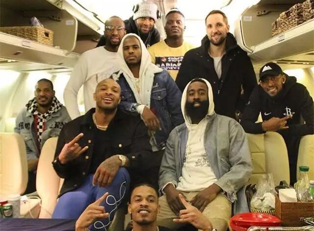 阿尔瓦雷斯连续5场西甲0球0助，近9场联赛仅打入1球（阿尔瓦雷斯西甲五连战颗粒无收，近九轮仅攻入一球）